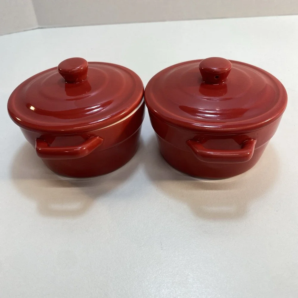 Martha Stewart Stoneware Red Round‎ Small Baking Dish Lid Exclusively Macys x2
